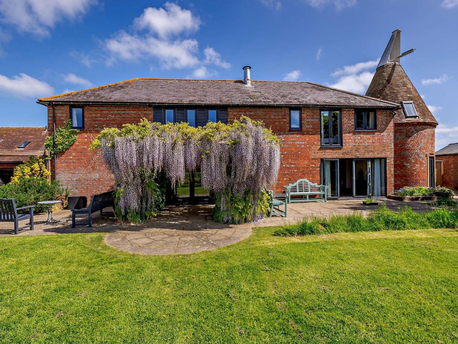 5 Bed In Smarden 76428 Villa Exterior photo
