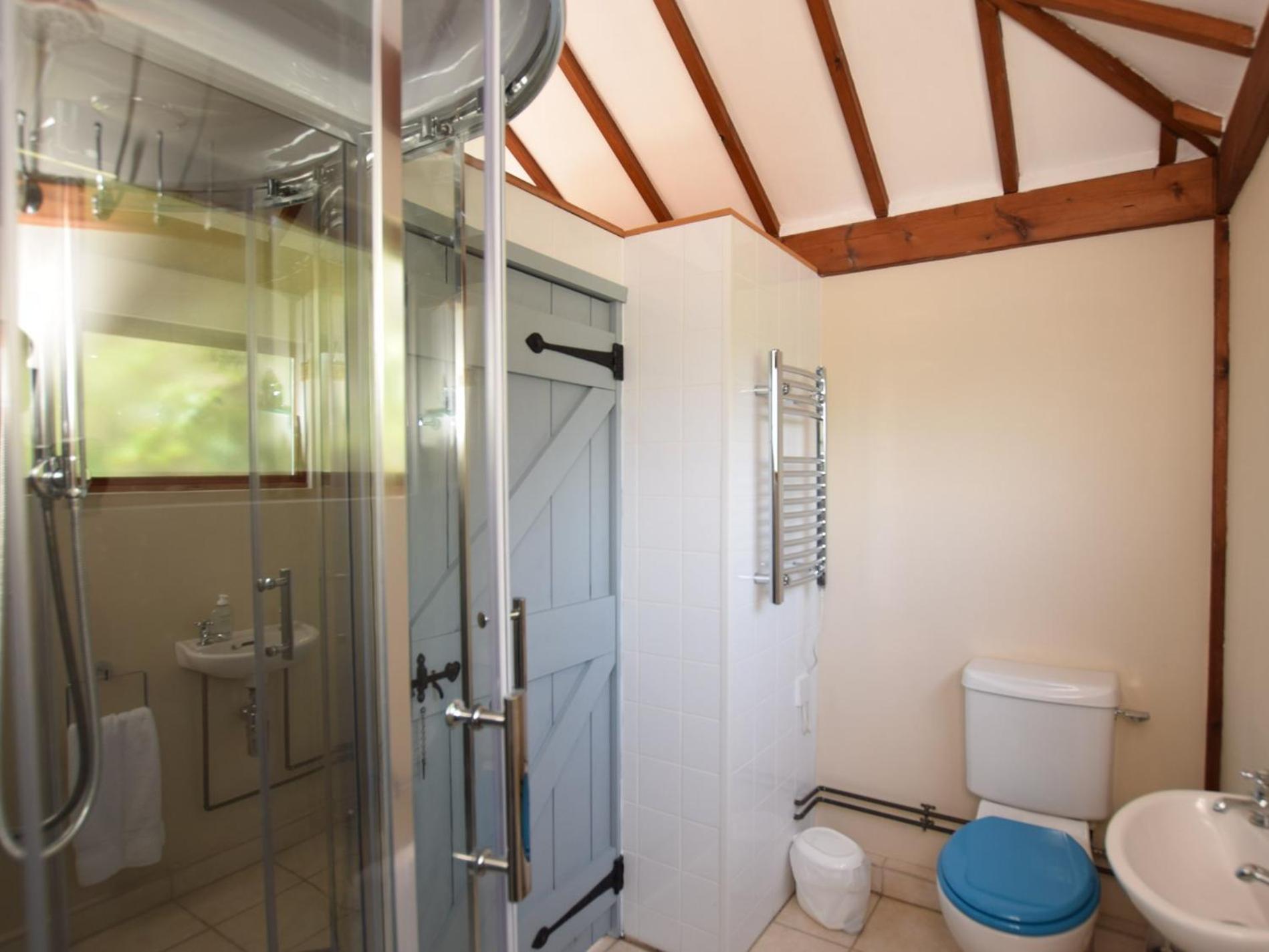 5 Bed In Smarden 76428 Villa Exterior photo