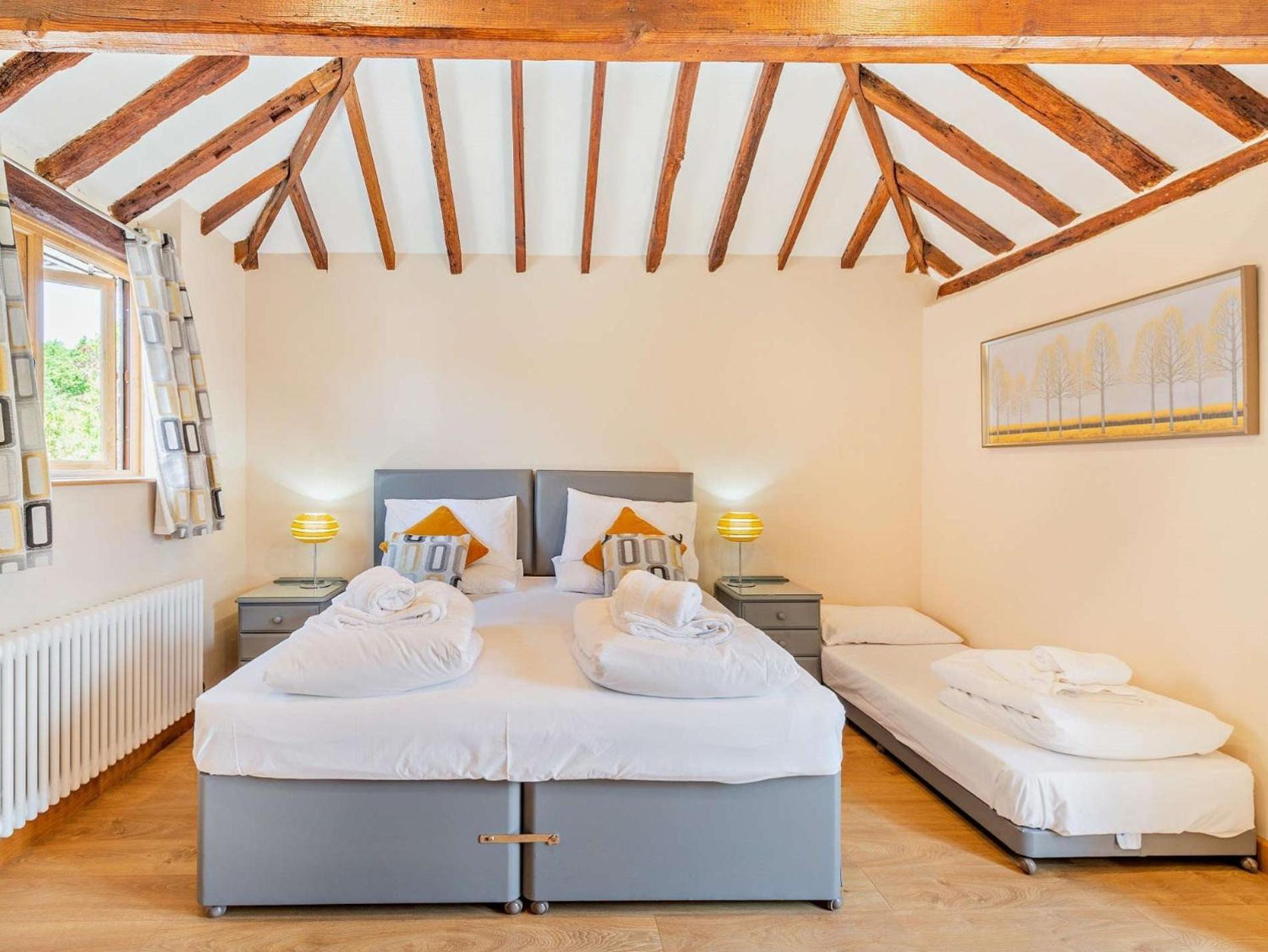5 Bed In Smarden 76428 Villa Exterior photo